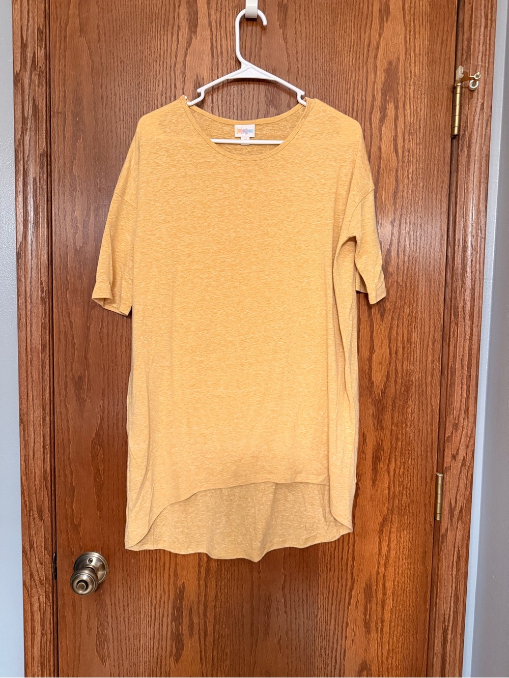 LuLaRoe Women's Mustard Short Sleeve Tunic Top